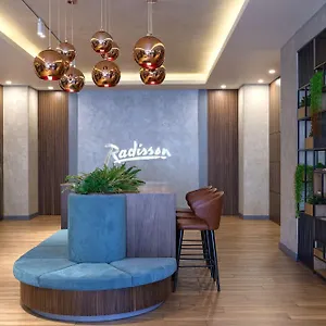 Radisson מלון